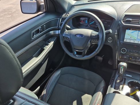 Used 2019 Ford Explorer XLT w/ Equipment Group 202A image 20