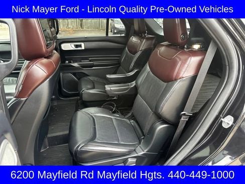 Used 2020 Ford Explorer Platinum w/ Premium Technology Package image 22