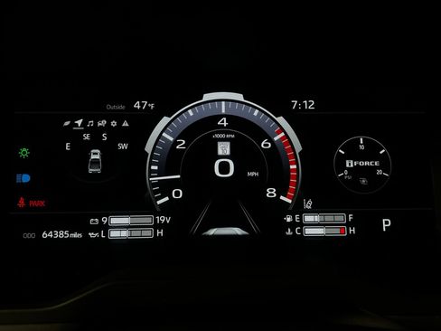 Used 2024 Toyota Tundra Limited image 17