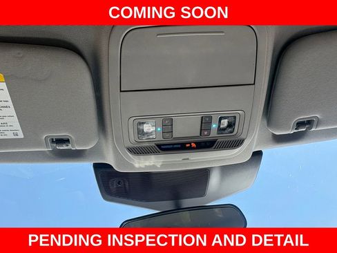 Used 2023 Ford Explorer XLT w/ Equipment Group 202A AWD/4WD image 28