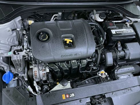 Used 2020 Hyundai Elantra SEL w/ Cargo Package (C1) image 4