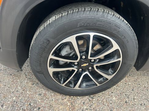 Certified 2025 Chevrolet TrailBlazer LT FWD image 2