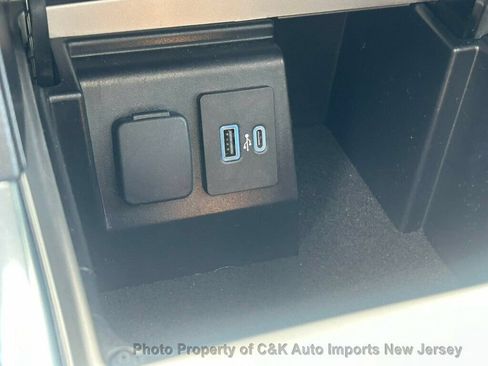 Used 2023 Ford Explorer XLT w/ Equipment Group 202A AWD/4WD image 55