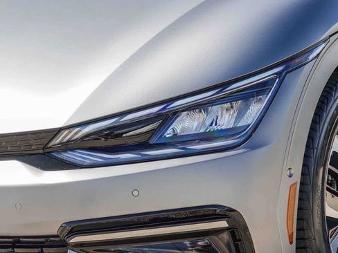 Used 2023 Kia EV6 GT-Line w/ GT-Line Suede Seat Package image 8