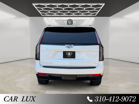 Used 2022 Cadillac Escalade Sport w/ Touring Package AWD/4WD image 4