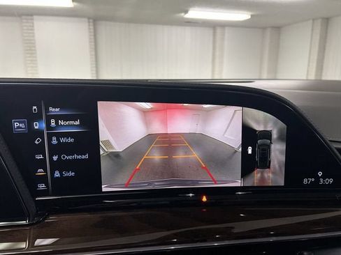 Used 2023 Cadillac Escalade Sport Platinum w/ LPO, ONYX Package AWD/4WD image 15