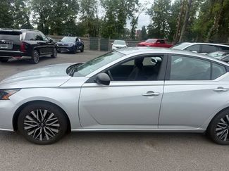 Used 2024 Nissan Altima 2.5 SV FWD video 2