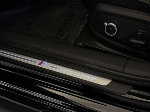 Used 2019 Audi S4 Premium Plus w/ Premium Plus Package image 19