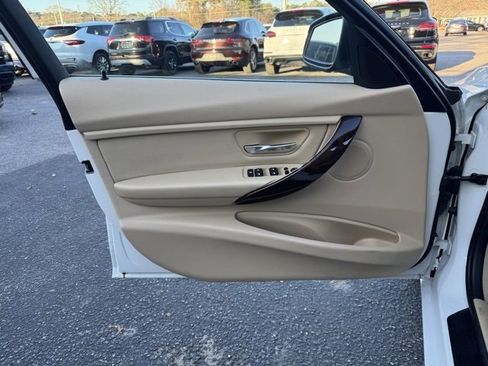 Used 2015 BMW 328i xDrive Sedan image 17