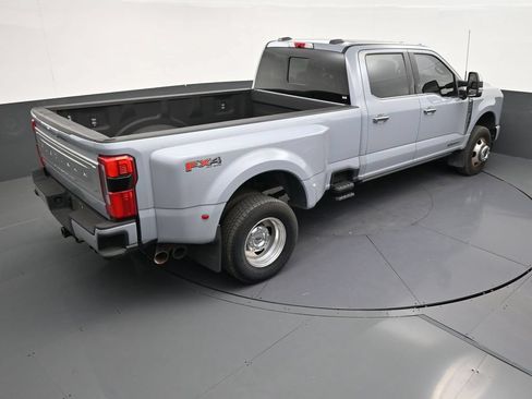 Used 2024 Ford F350 Platinum AWD/4WD image 16