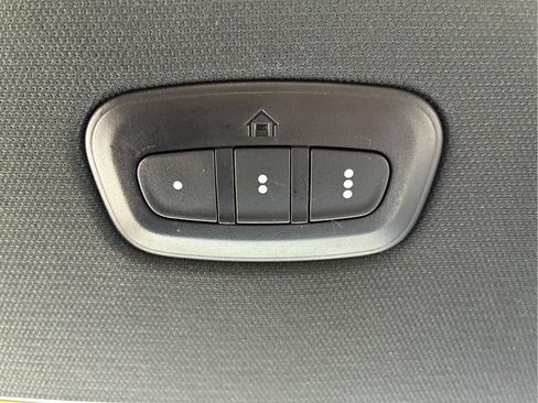 Used 2023 RAM 1500 Laramie AWD/4WD image 33