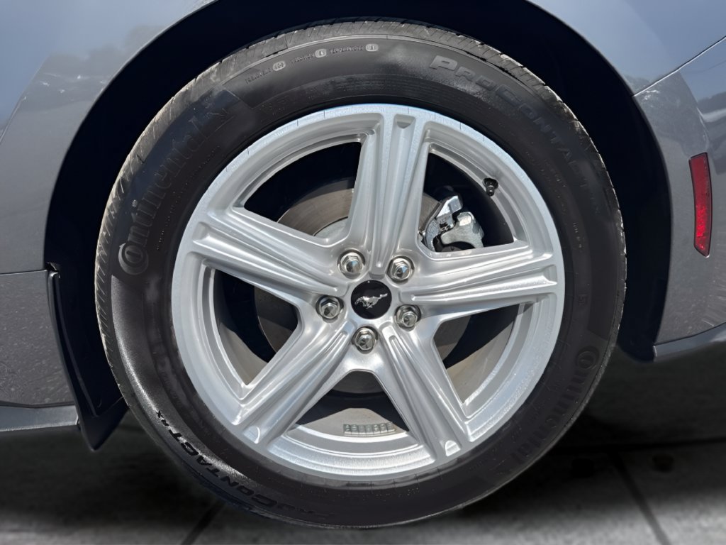 Used 2026 Ford Mustang Premium RWD image 29