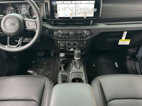 New 2026 Jeep Gladiator Sport image 13