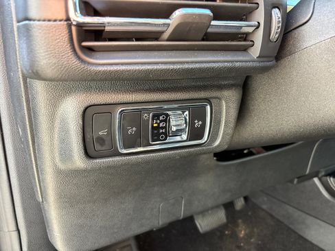 Certified 2023 Lincoln Corsair FWD w/ Equipment Group 101A image 14