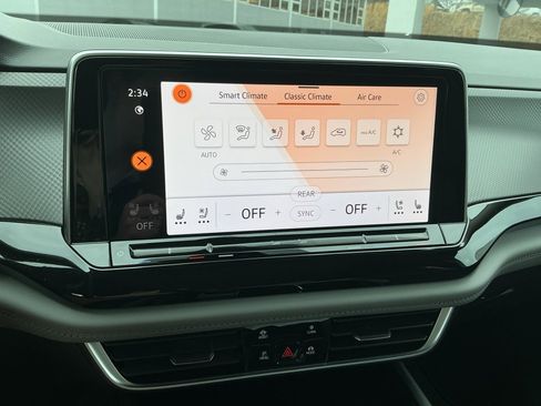 New 2026 Volkswagen Atlas Peak Edition image 18