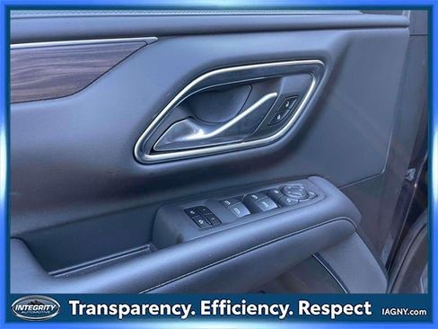 Used 2022 Chevrolet Tahoe LT w/ Luxury Package image 18