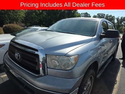 Used 2012 Toyota Tundra 4x4 CrewMax w/ SR5 Pkg