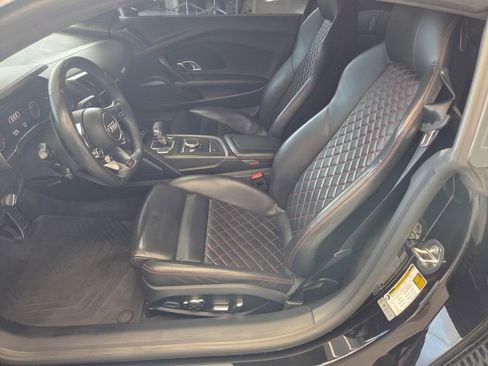 Used 2017 Audi R8 V10 plus AWD/4WD image 9