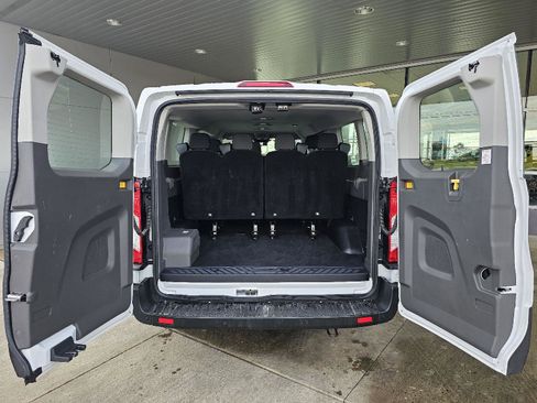Used 2024 Ford Transit 350 XLT image 15