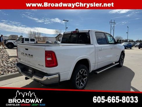 Used 2025 RAM 1500 Laramie AWD/4WD image 5