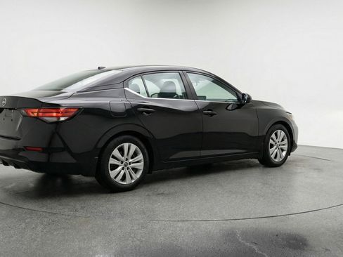 Used 2025 Nissan Sentra S FWD image 9