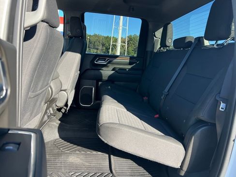 Certified 2024 Chevrolet Silverado 2500 LT image 24