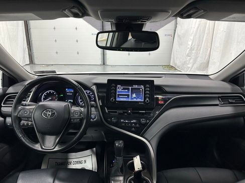 Used 2022 Toyota Camry SE image 37