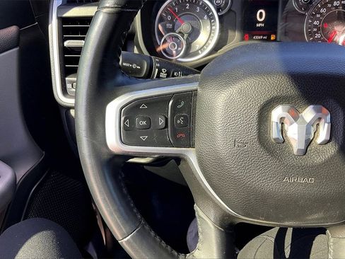 Used 2022 RAM 1500 Big Horn w/ Level 1 Safety Group image 18