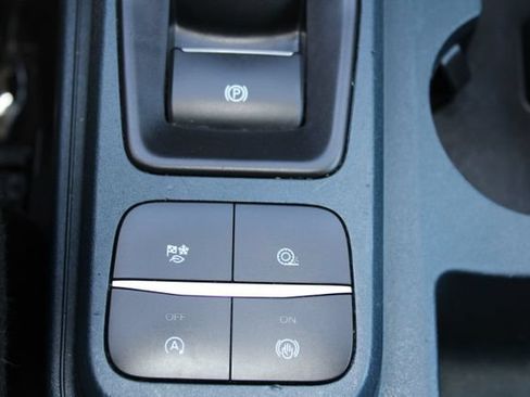 Used 2022 Ford Maverick XL FWD image 31