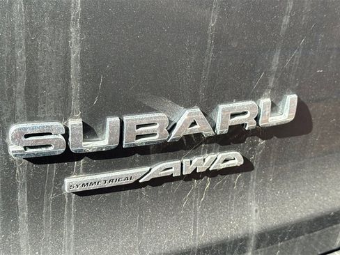 Used 2024 Subaru Ascent Premium w/ Convenience Package image 5