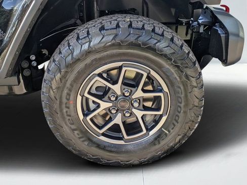New 2026 Jeep Wrangler Unlimited Rubicon w/ Safety Group image 9