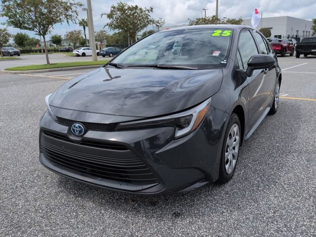 Certified 2025 Toyota Corolla LE FWD image 8