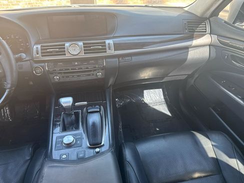 Used 2014 Lexus LS 460 w/ Comfort Package RWD image 40