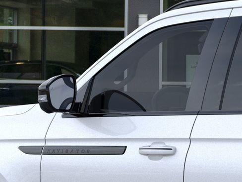 New 2026 Lincoln Navigator L Reserve w/ Jet Appearance Package AWD/4WD image 20