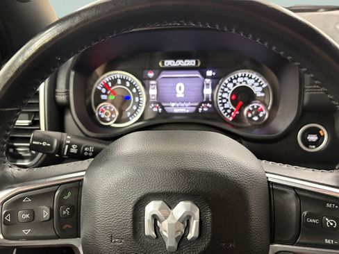Used 2024 RAM 1500 Laramie RWD image 33