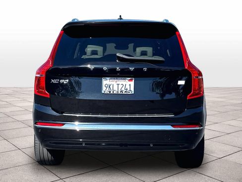 Used 2024 Volvo XC90 T8 Ultimate w/ Protection Package Premier AWD/4WD image 7