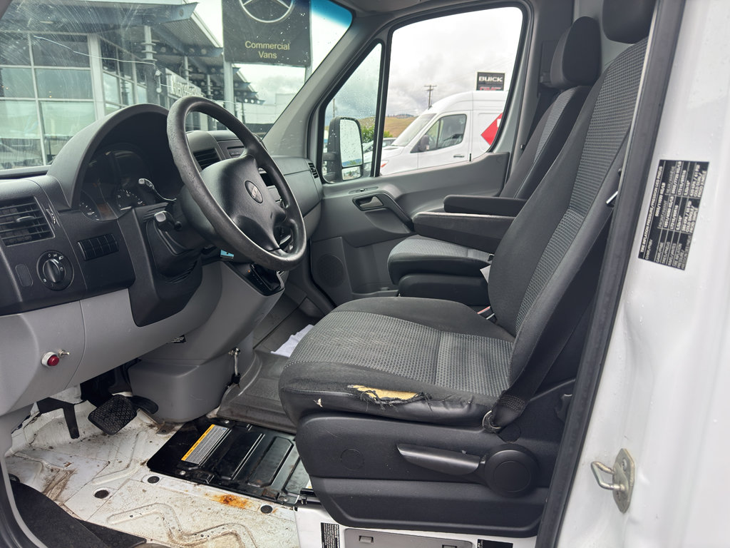 Used 2012 Freightliner Sprinter 3500 RWD image 6