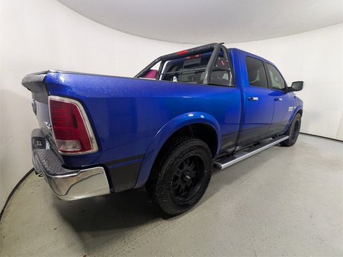 Used 2017 RAM 1500 Laramie w/ Convenience Group image 7