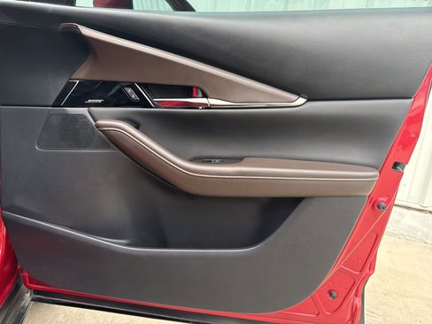 Used 2025 MAZDA CX-30 AWD 2.5 S w/ Premium Package image 19