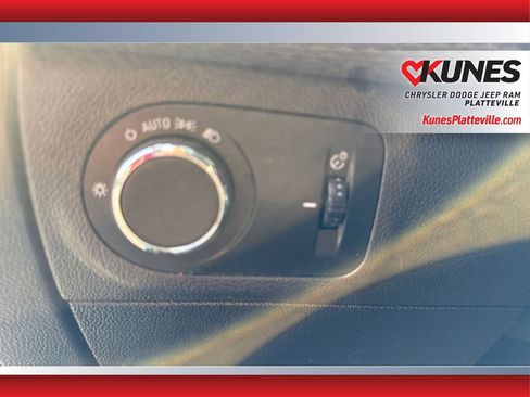 Used 2019 Chevrolet Cruze LT w/ LT True North Edition FWD image 18