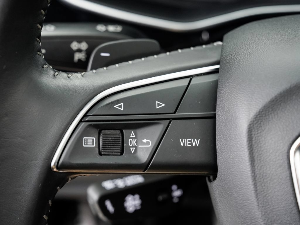 Used 2019 Audi Q8 Premium Plus AWD/4WD image 12