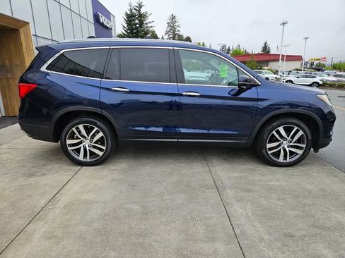 Used 2016 Honda Pilot Touring image 4