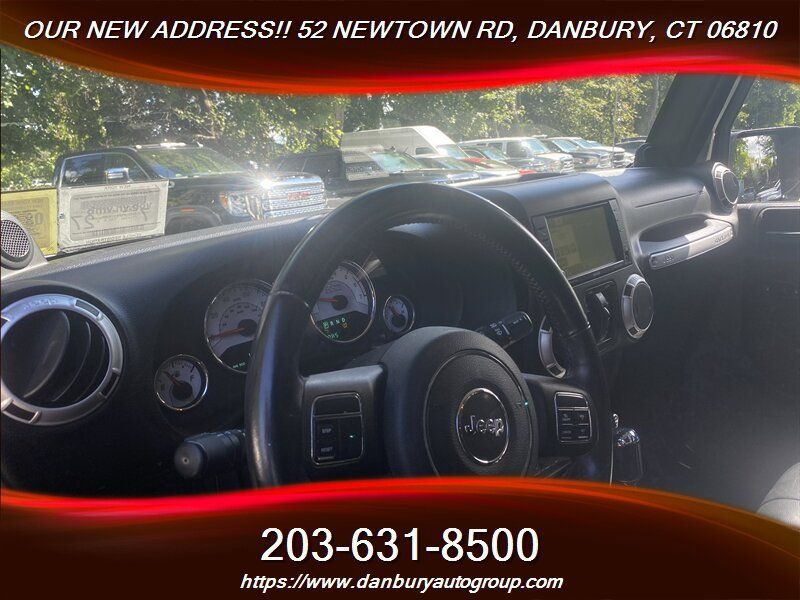 Used 2011 Jeep Wrangler Unlimited Rubicon w/ Trailer Tow Group AWD/4WD image 18