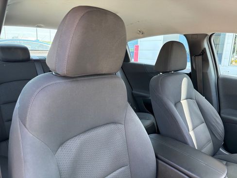 Used 2016 Chevrolet Malibu LT FWD image 29