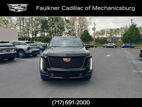 Used 2025 Cadillac Escalade Sport Platinum AWD/4WD image 6
