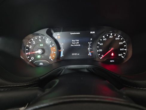 Used 2023 Jeep Compass Latitude AWD/4WD image 31
