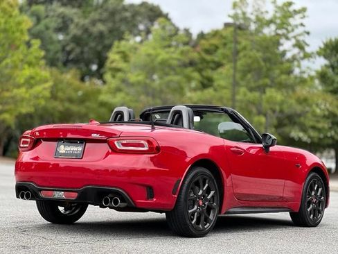 Used 2019 FIAT 124 Spider Abarth w/ Navigation & Sound Group RWD image 5
