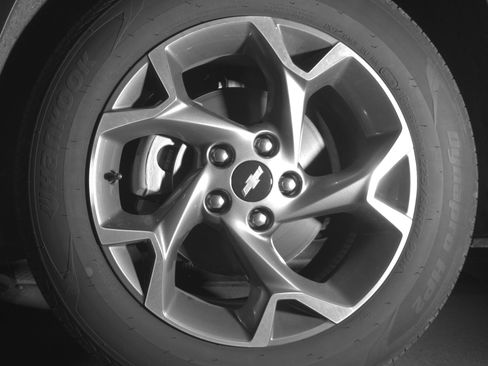 Used 2025 Chevrolet Trax LT FWD image 12