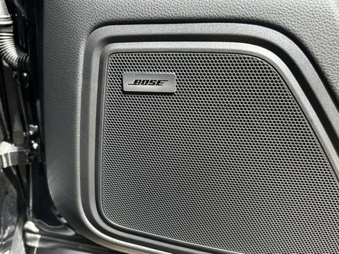 Certified 2025 Porsche Macan image 29