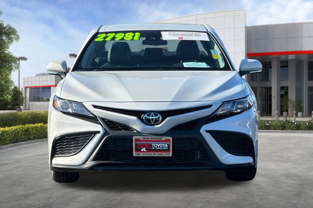 Used 2024 Toyota Camry SE FWD image 11